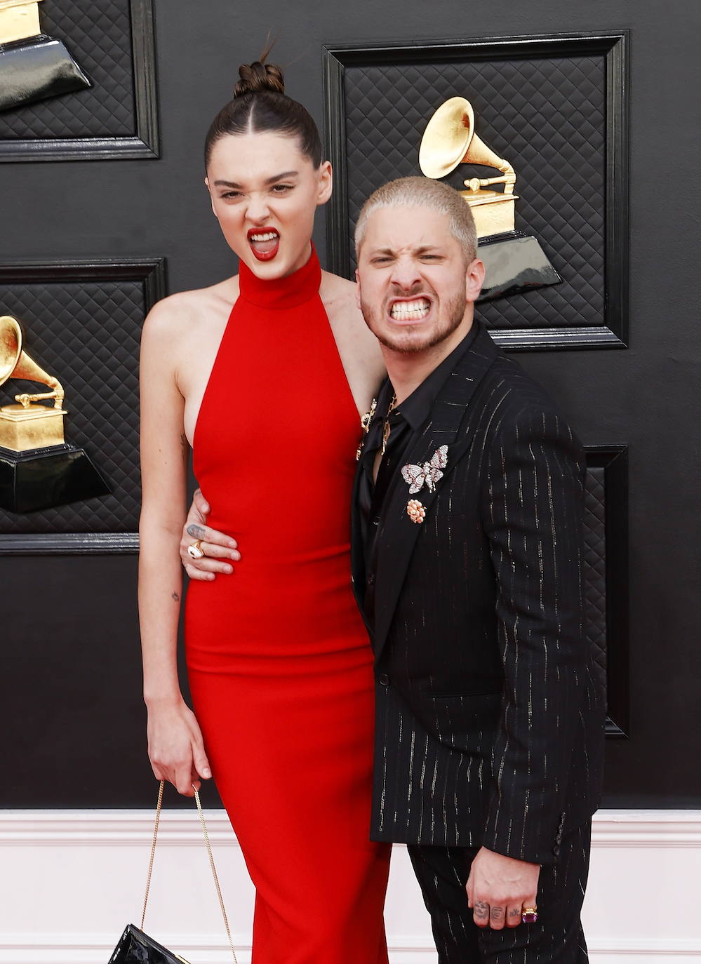 Andrew Watt y su pareja