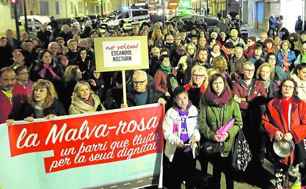 Vecinos de la Malva-Rosa protestan por el tráfico de drogas.