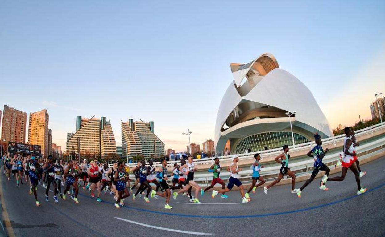 El Maratón de Valencia, en una de sus imágenes más icónicas. 