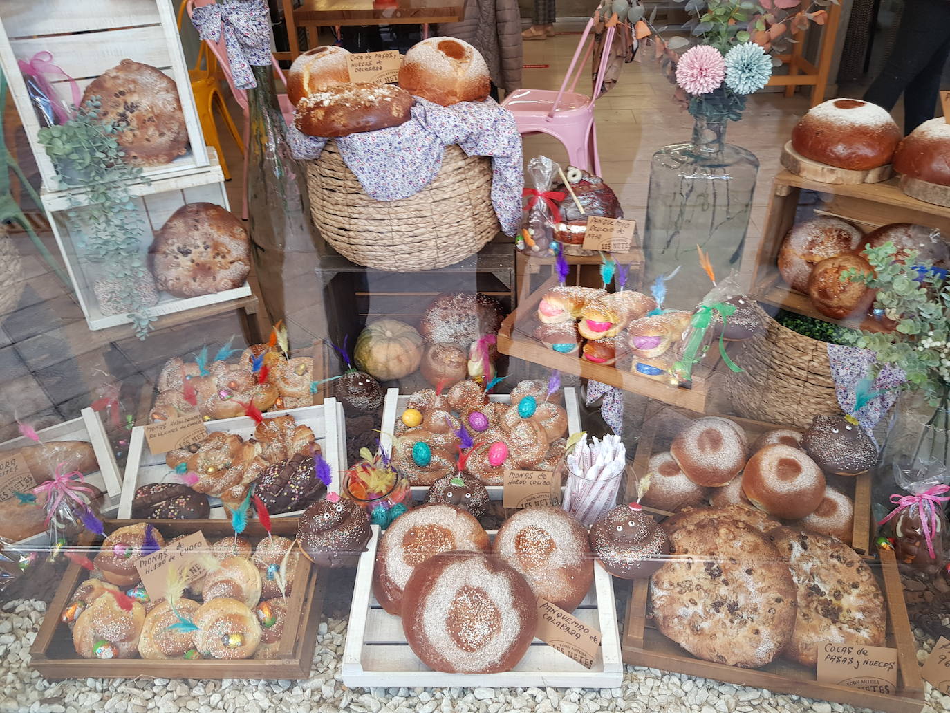 3er. PREMIO ORNAMENTACIÓN COMERCIAL | Forn Artesà Les Netes. C/ Alta del Mar, 61