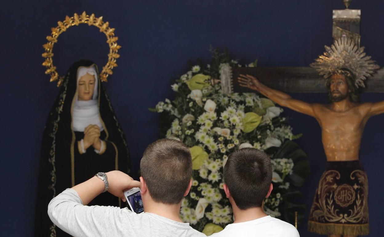 Semana Santa en Valencia | Las imágenes regresan a los hogares de los fieles