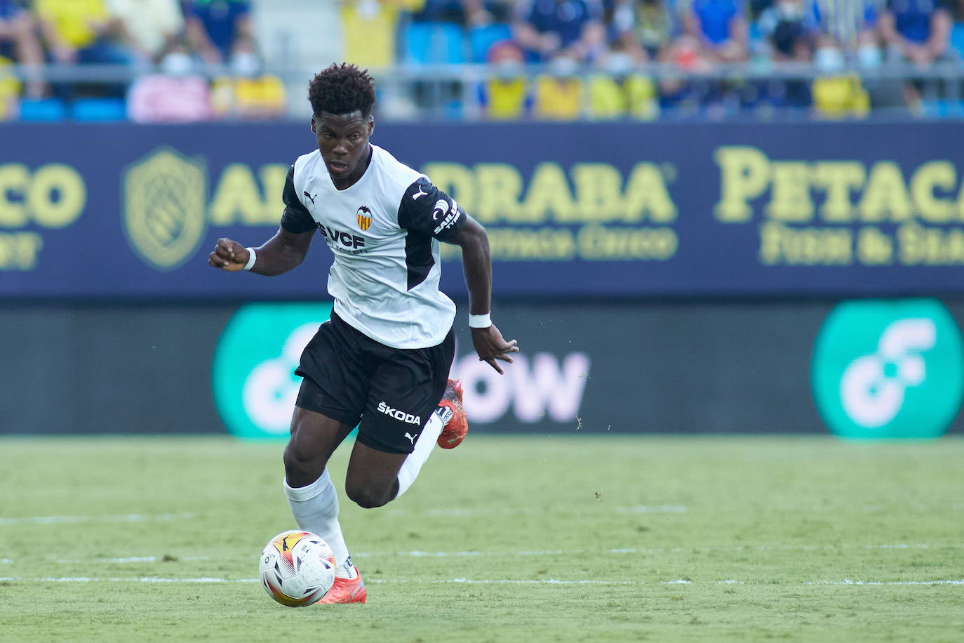 6. Yunus Musah: 15 millones de euros. 