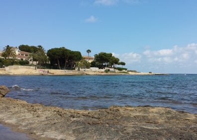 Imagen secundaria 1 - Cabo de la Huerta: Un viaje hacia el pasado desde el puerto de Lucentum