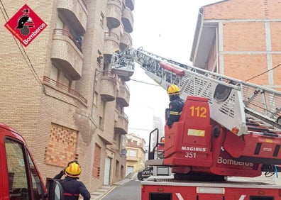 Imagen secundaria 1 - Así fue el rescate del niño de 3 años en Bañeres. 