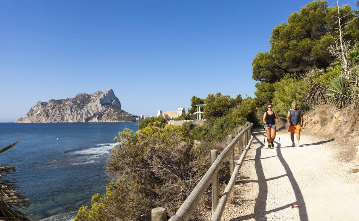 La senda Voramar Calalga de Calp logra la distinción de sendero azul