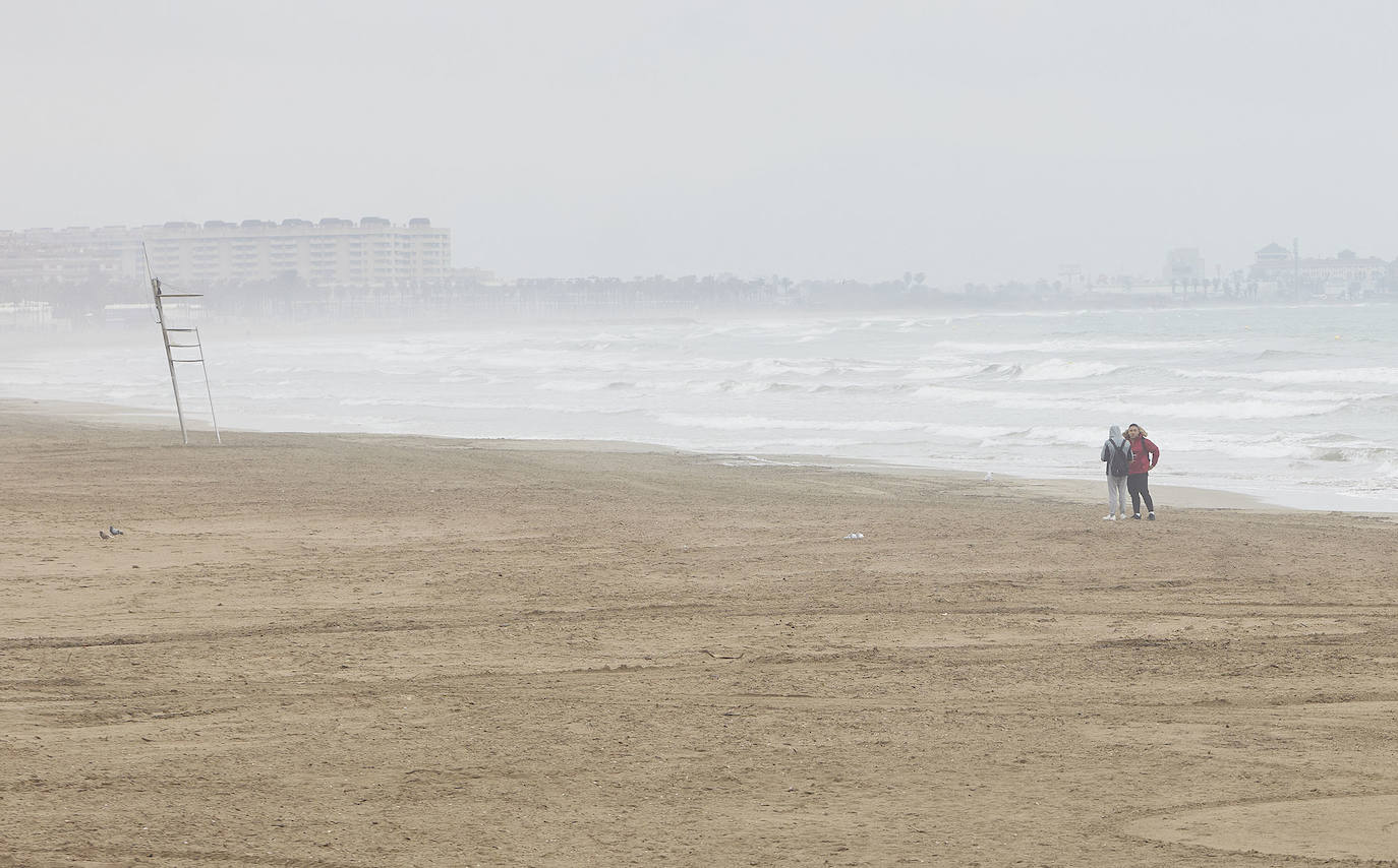 Fotos lluvias en Valencia: Mal tiempo en Semana Santa en Valencia