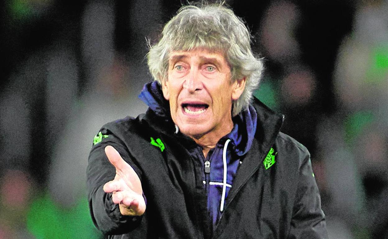 Pellegrini, durante el último partido del Betis ante el Elche.