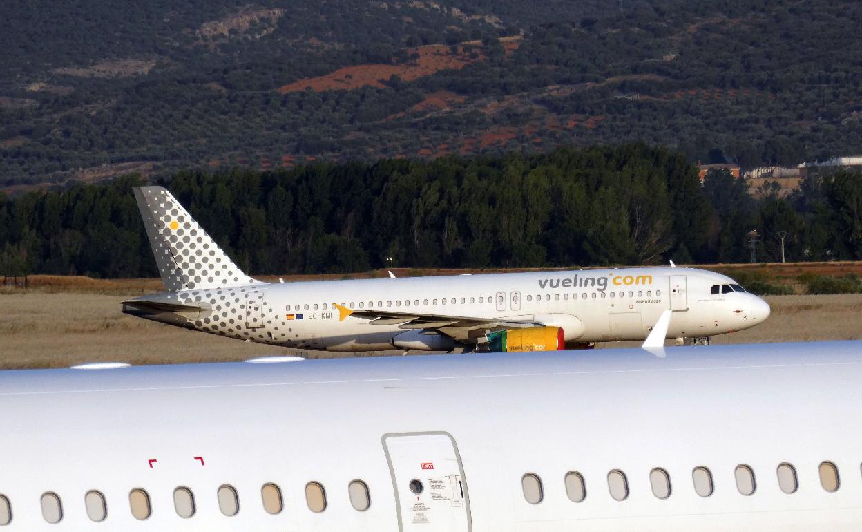 Aviones en el aeropuerto de Castellón. 