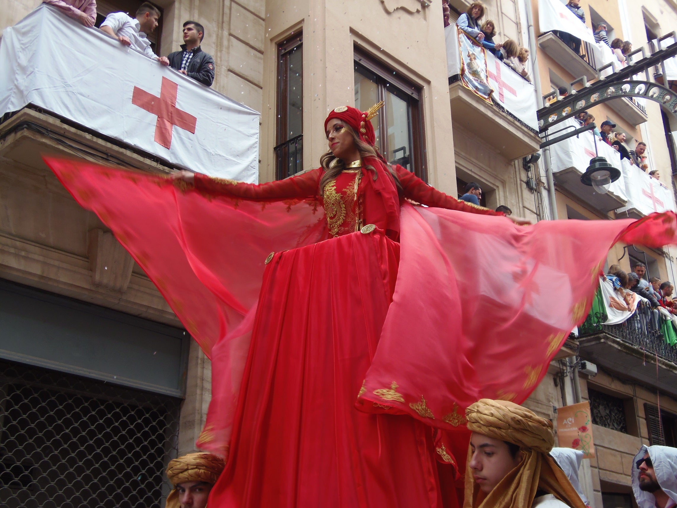 Parte del desfile de la capitanía mora.