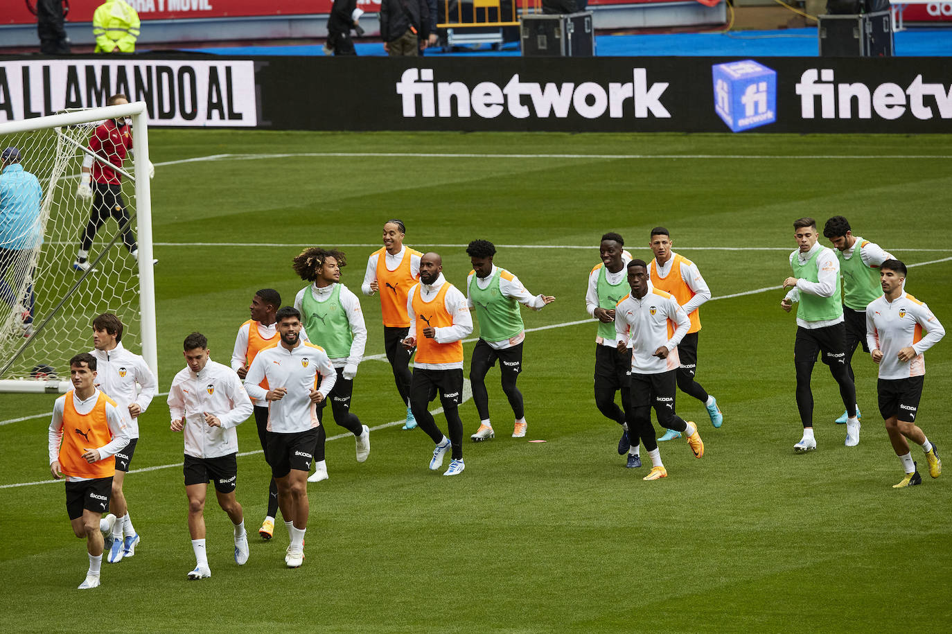 Fotos: Así ha sido el entrenamiento del Valencia previo a la final de Copa