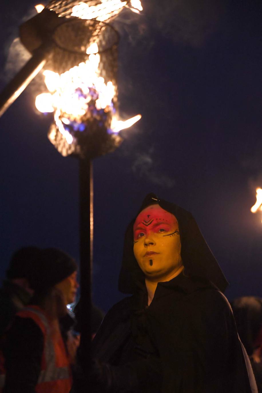 Fotos: Así es el Festival del Fuego de Beltane, el ritual que marca el inicio del verano