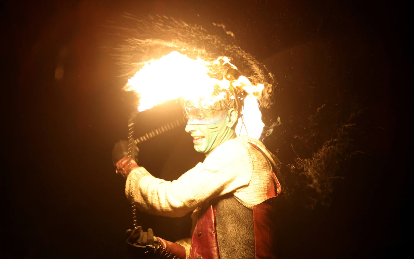Fotos: Así es el Festival del Fuego de Beltane, el ritual que marca el inicio del verano