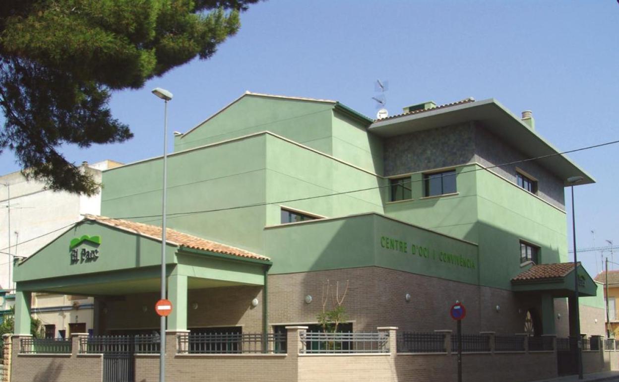 El PP de Carlet denuncia el cierre del bar del centro de ocio El Parc
