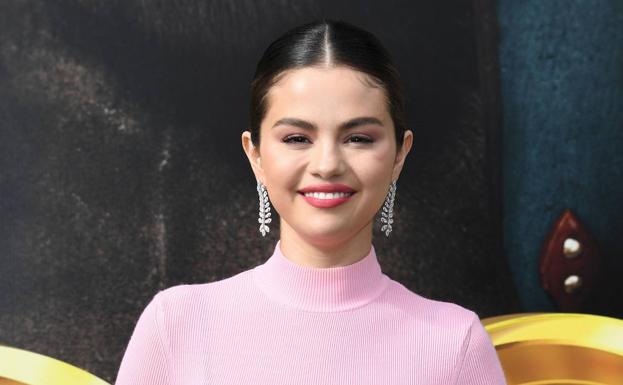 Selena Gómez es uno de los famosos que sufre lupus. 