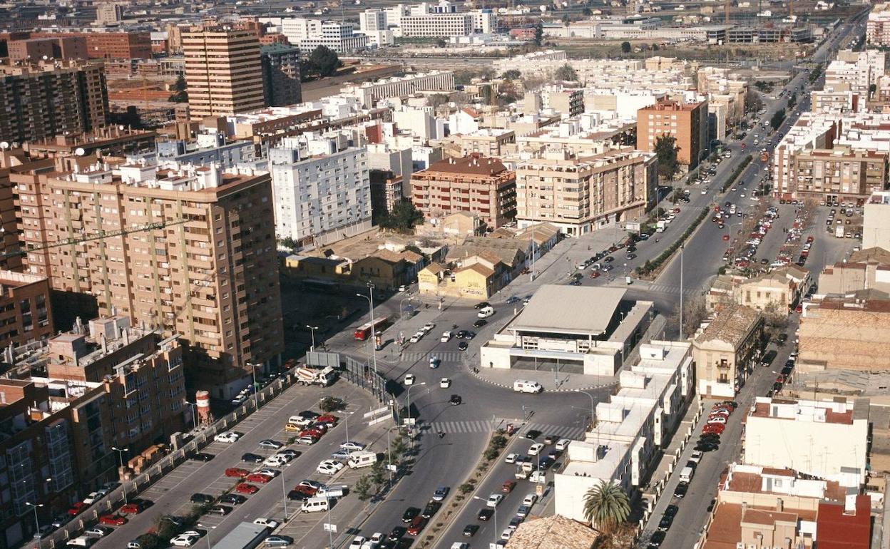 Entorno de la estación del Cabanyal que se va a remodelar. 