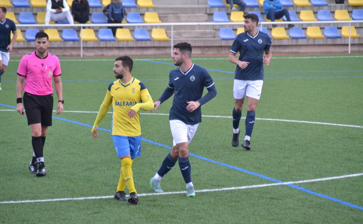 Destefano, en el choque ante el Gandia. 