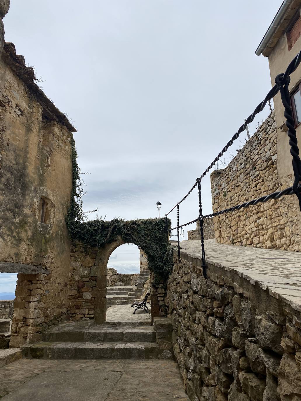 Fotos: El pueblo medieval de la Comunitat que está entre los más bonitos de España