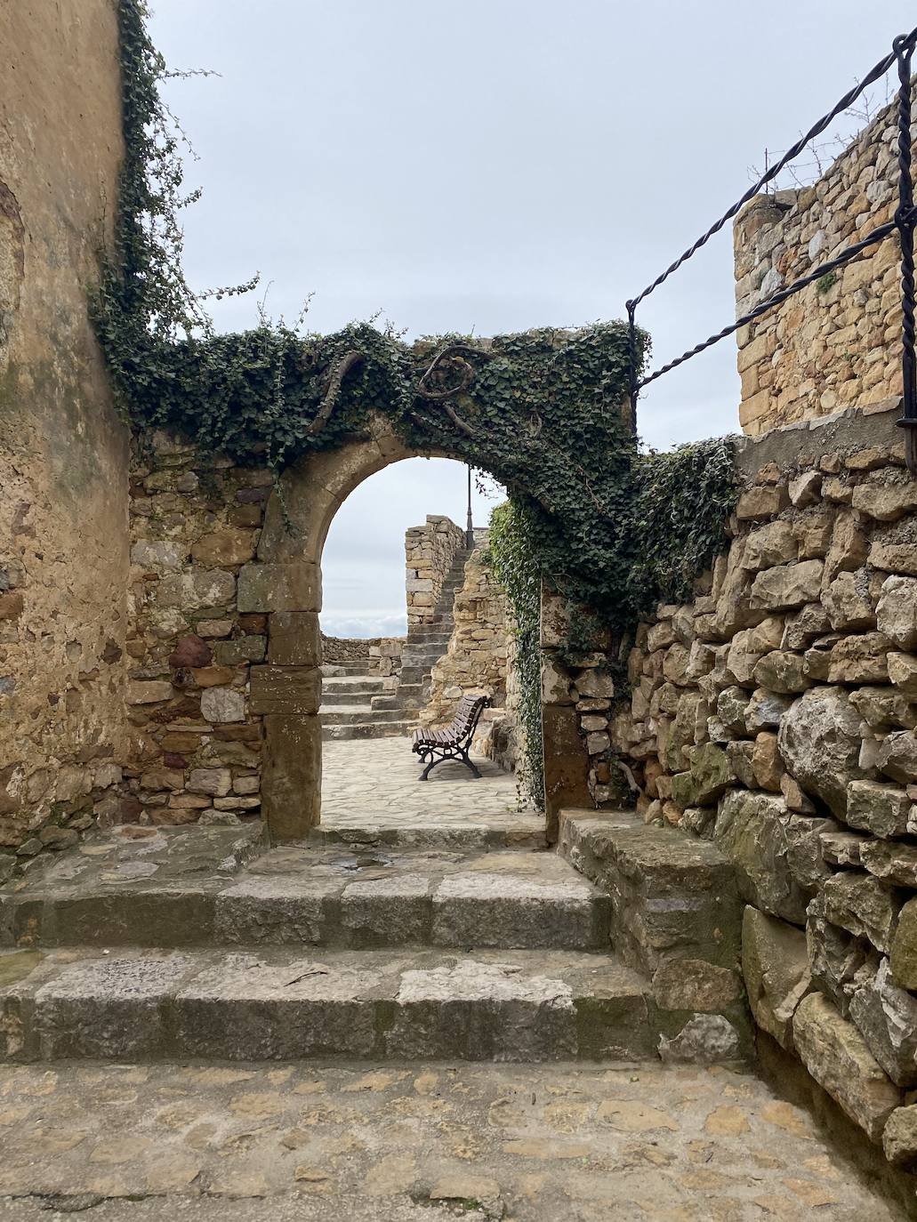 Fotos: El pueblo medieval de la Comunitat que está entre los más bonitos de España