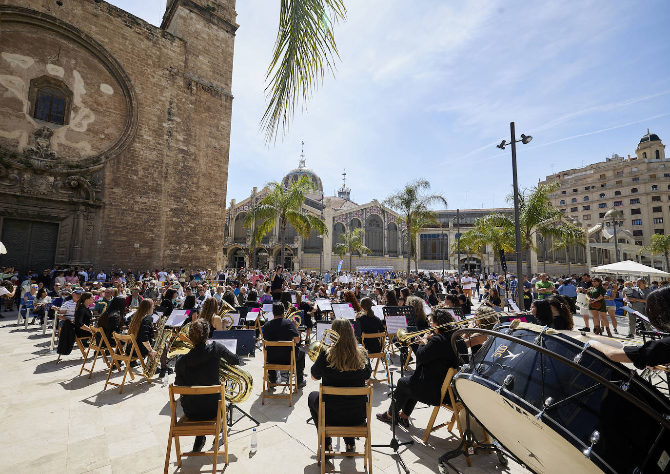 Fotos: Los turistas llenan el centro de Valencia