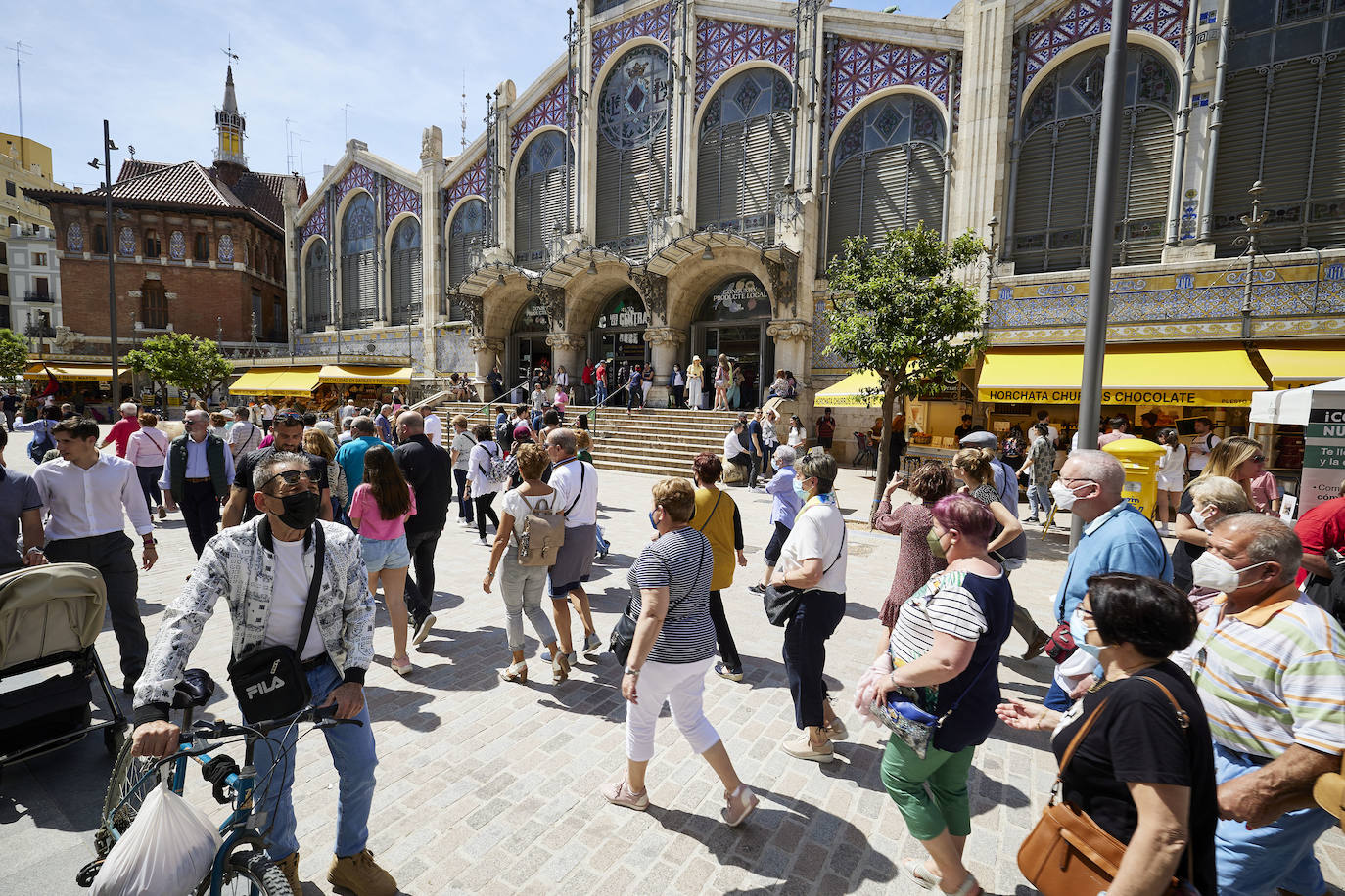 Fotos: Los turistas llenan el centro de Valencia