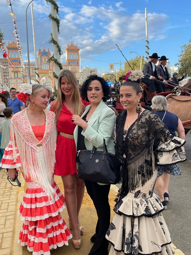 Elena Iglesias, Maribel Vilaplana, María José Ortells y Noelia Martínez.