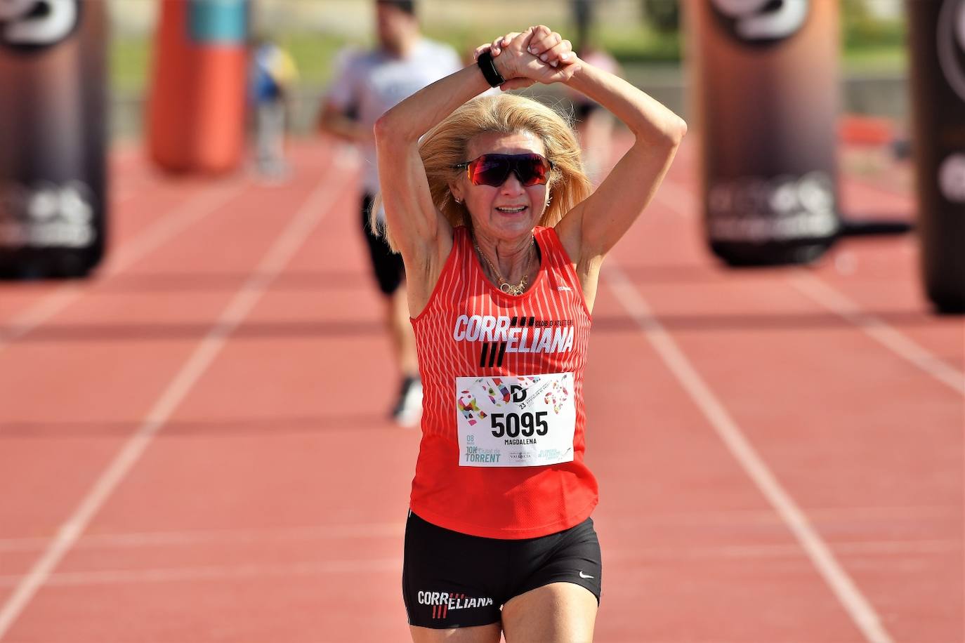 Fotos: Búscate en la 10k y la Media Maratón de Torrent