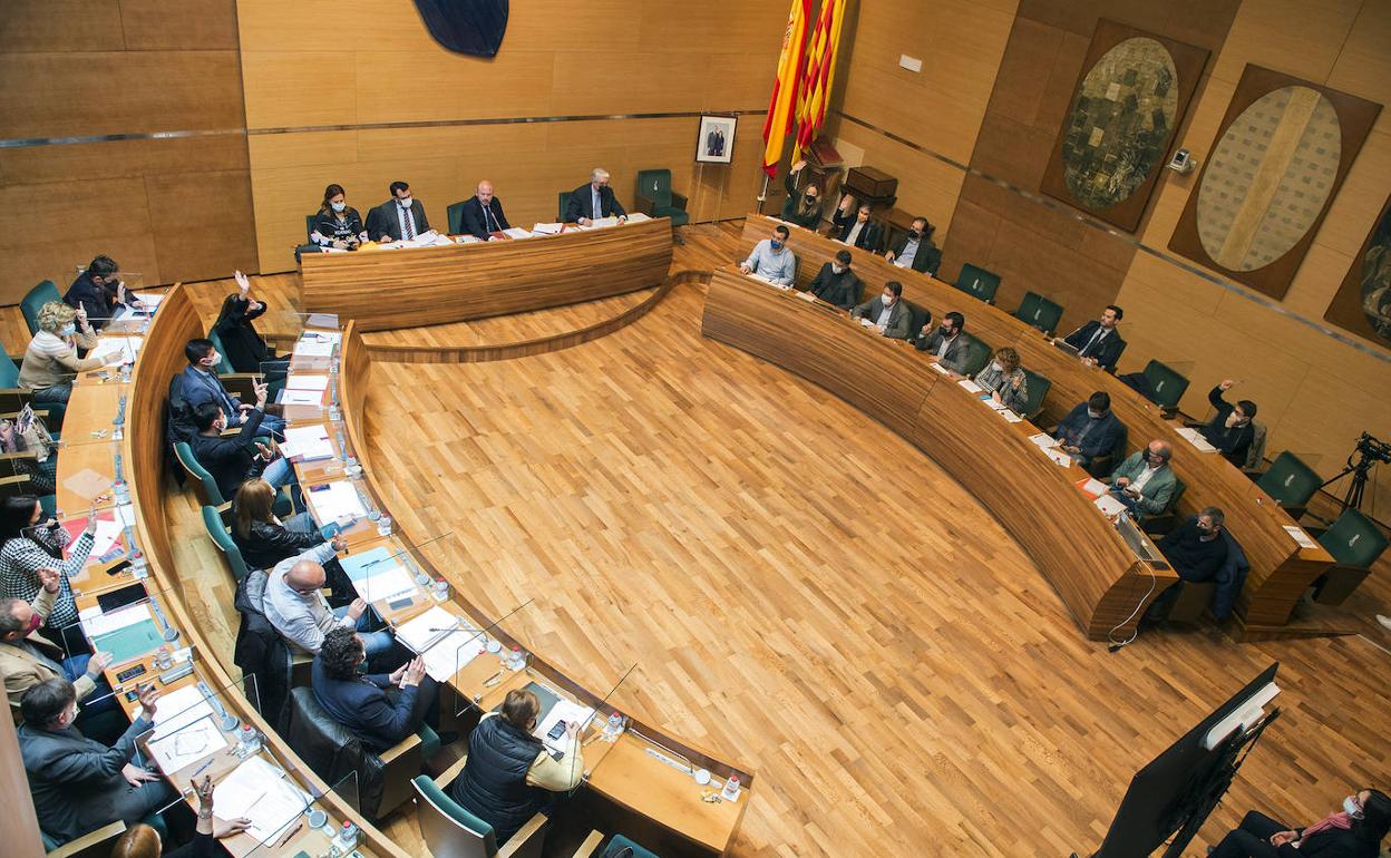 La reunión de la comisión de Hacienda de la Diputación. 