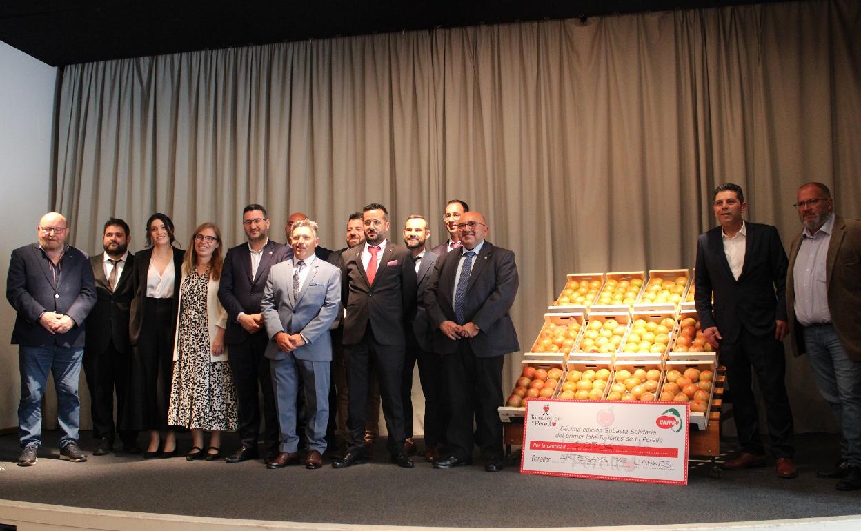 Subasta de los tomates del Perelló. 