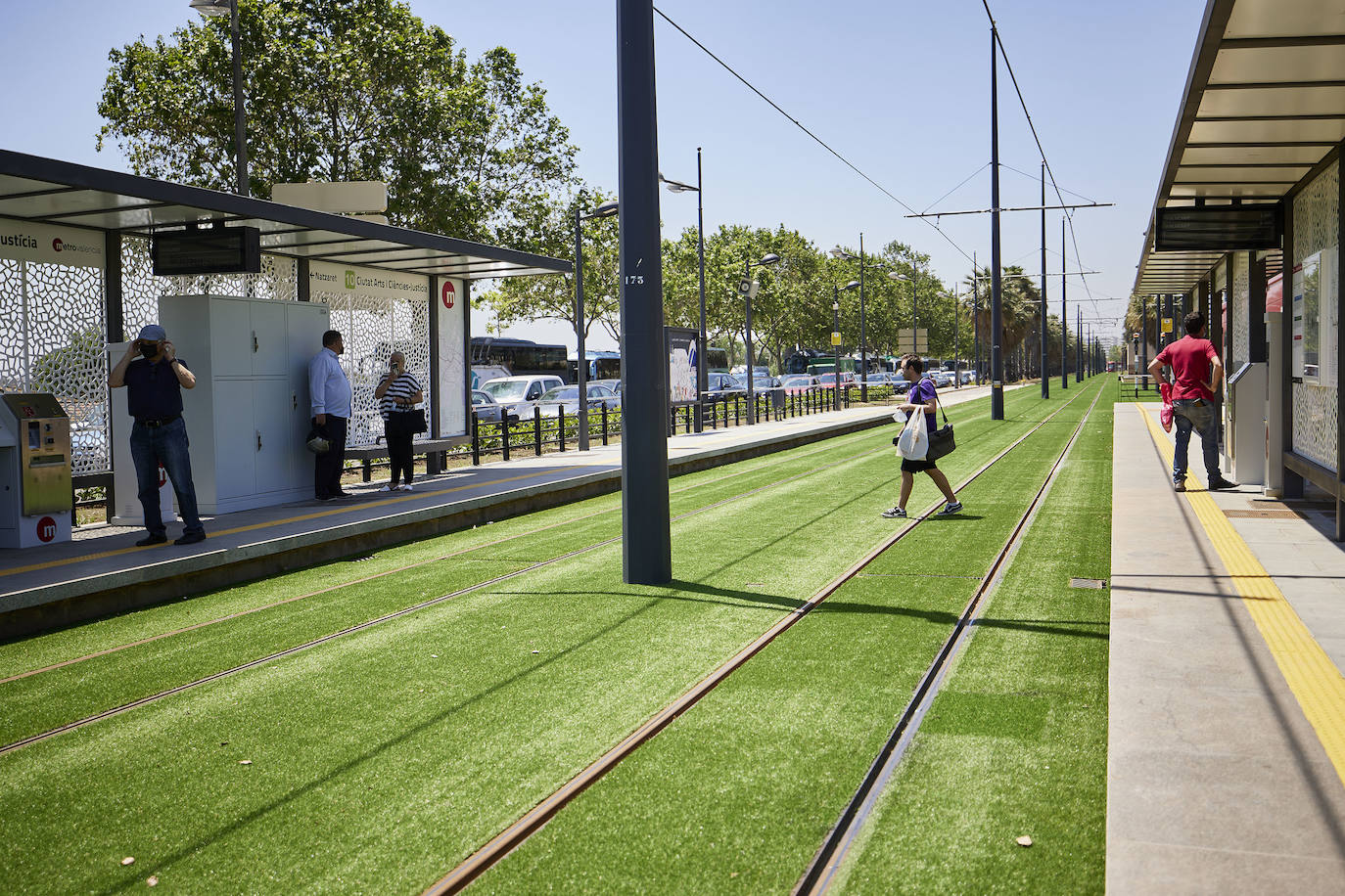 Fotos: Los primeros usuarios se suben a la Línea 10 del metro