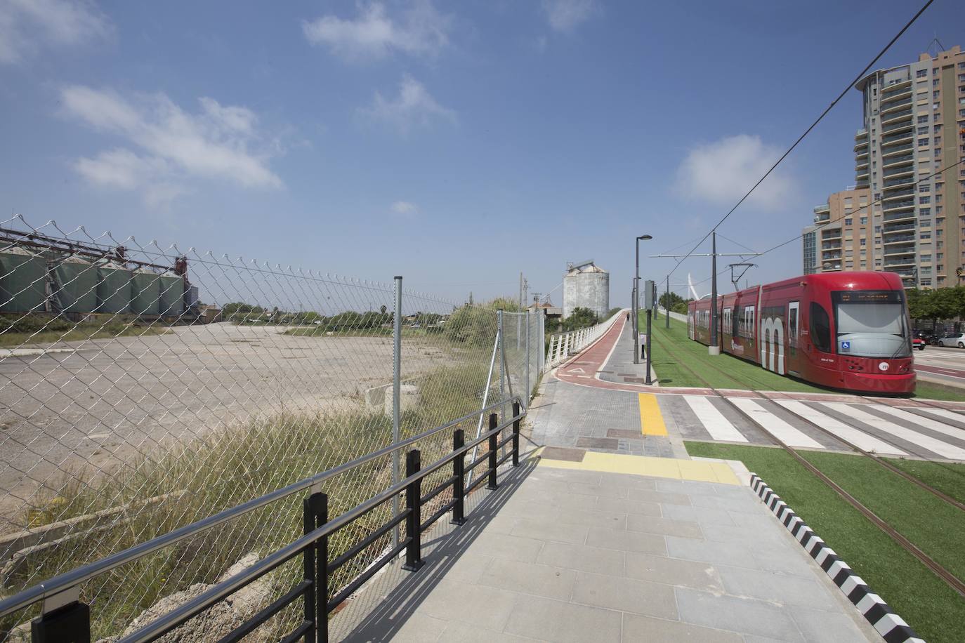 Fotos: Solares abandonados: el recorrido de la nueva Línea 10 de Metrovalencia