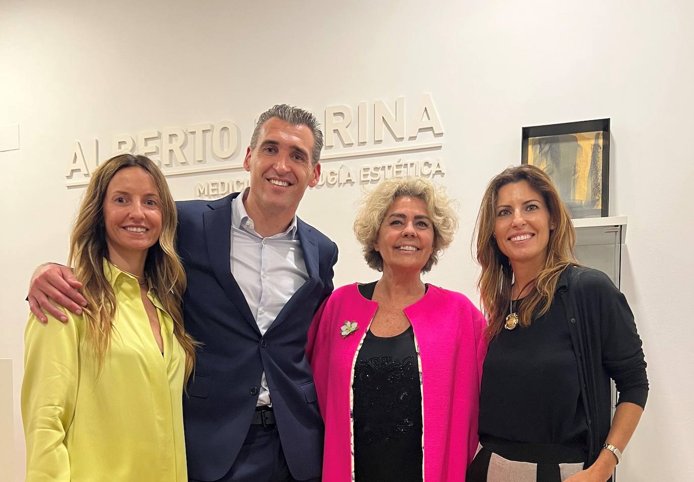 Sandra Montalt, el doctor Marina, Marta de Diego y María Cosín.