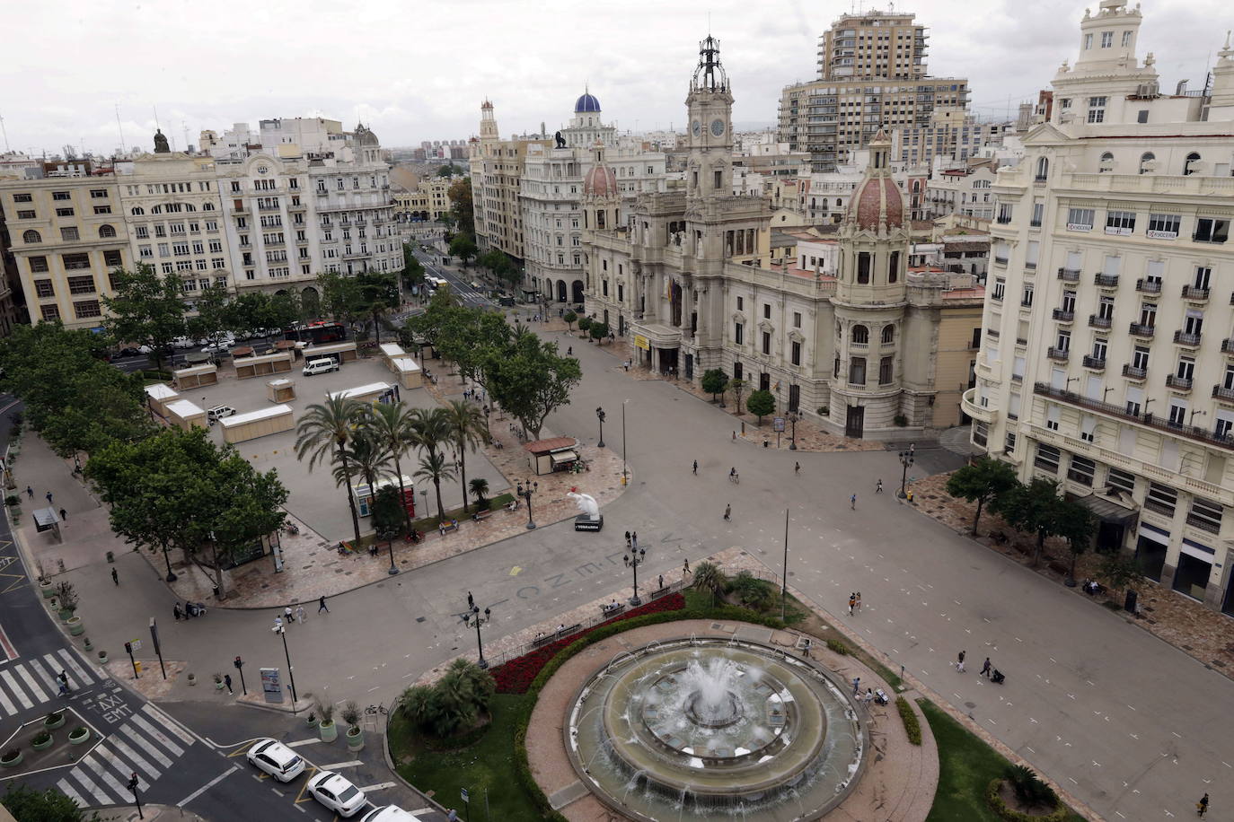 Plaza del Ayuntamiento, Valencia.