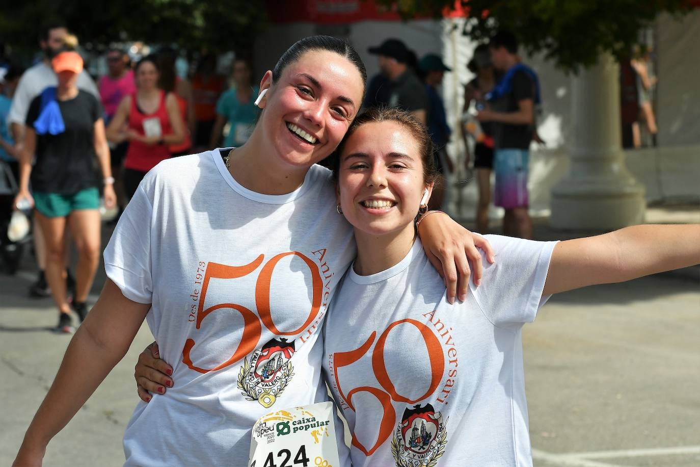 Miles de personas participan en una de las pruebas más esperadas del calendario de carreras populares en Valencia