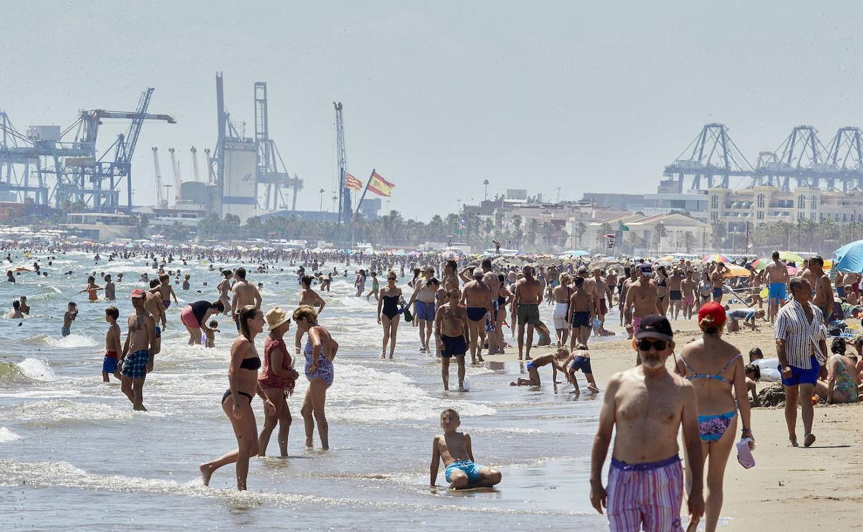 Playa de la Patacona.