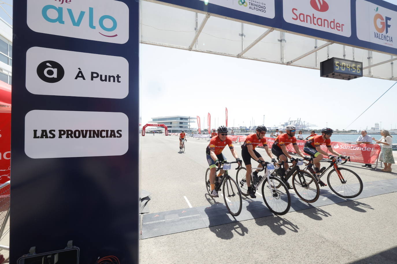 Fotos: Búscate en el Gran Fondo Internacional Marcha Ciudad València