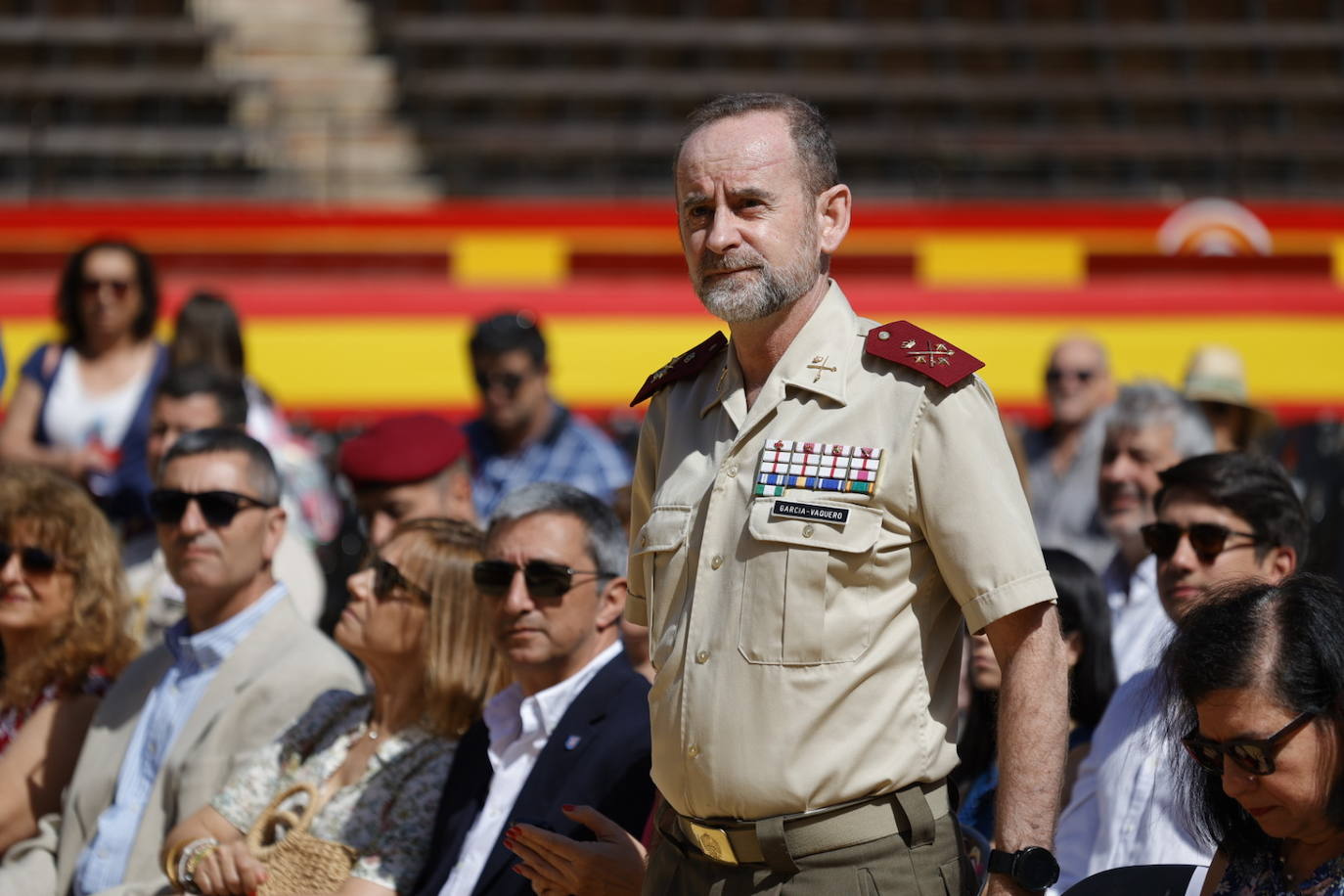 Fotos: Un concierto a tres bandas por el Día de las Fuerzas Armadas