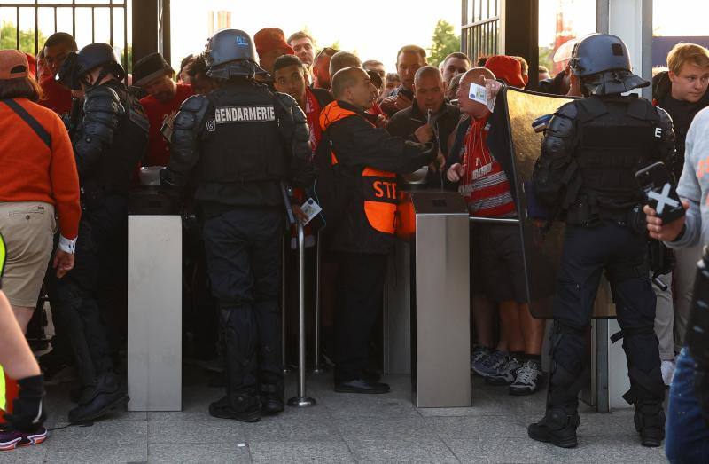 Fotos: El desorden público en la final de la Champions League