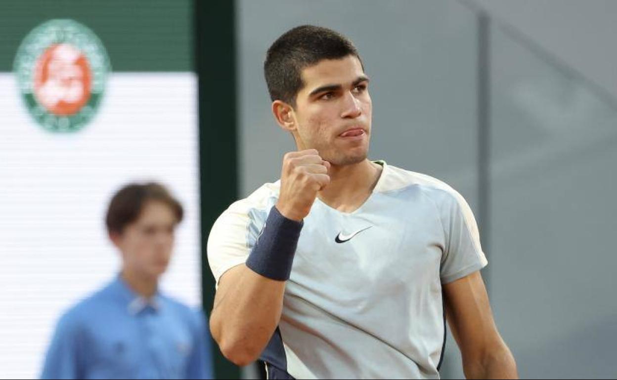 Dónde ver y cuándo juega hoy Alcaraz | Alcaraz - Kachanov: horario y dónde ver los octavos de final de Roland Garros