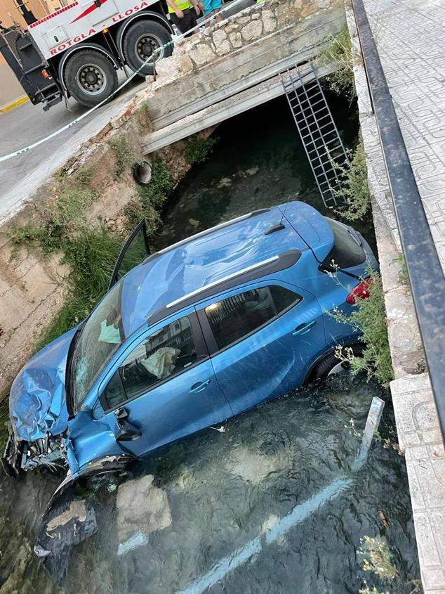 Fotos: Así ha quedado el vehículo del conductor que ha atropellado dos personas en Canals