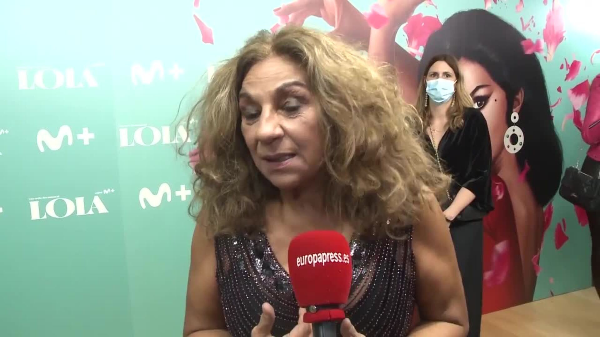 Rosario y Lolita Flores recuerdan a su hermano en un día muy especial