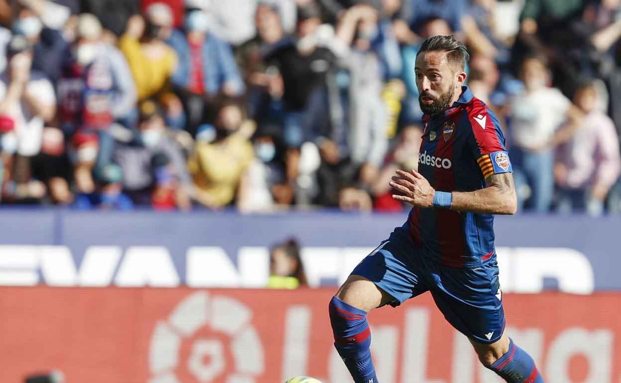 José Luis Morales, durante un partido del Levante.