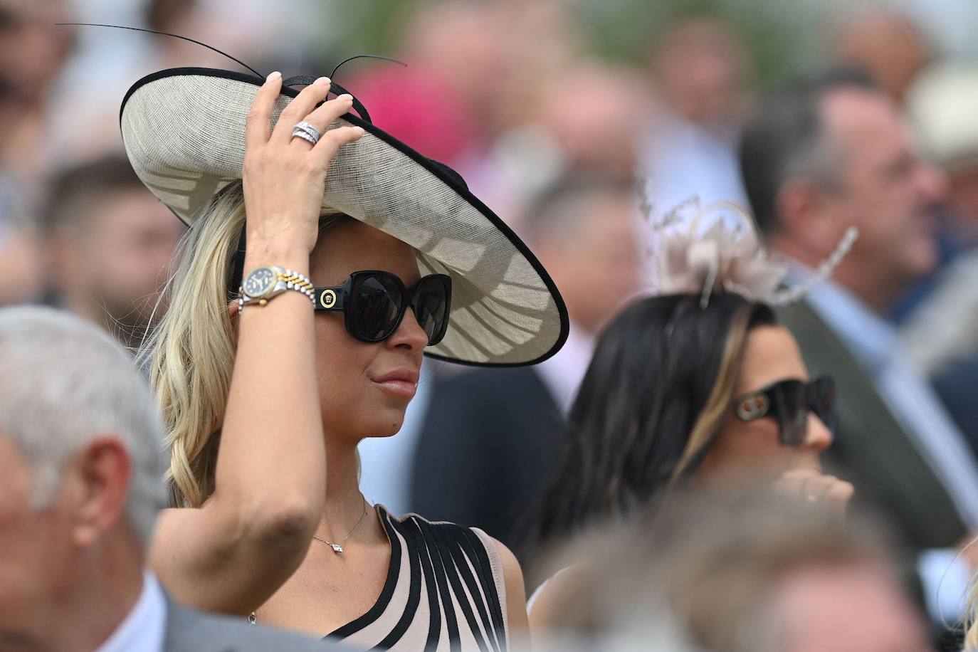 Fotos: Duelo de pamelas y tocados en el legendario Derby de Epsom