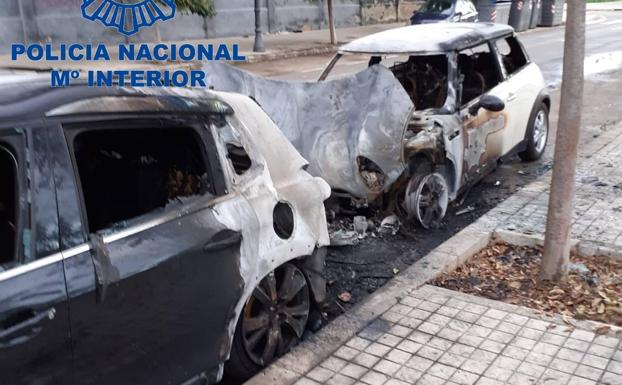 Detenido por quemar diez coches y pinchar las ruedas de otros nueve en Patraix