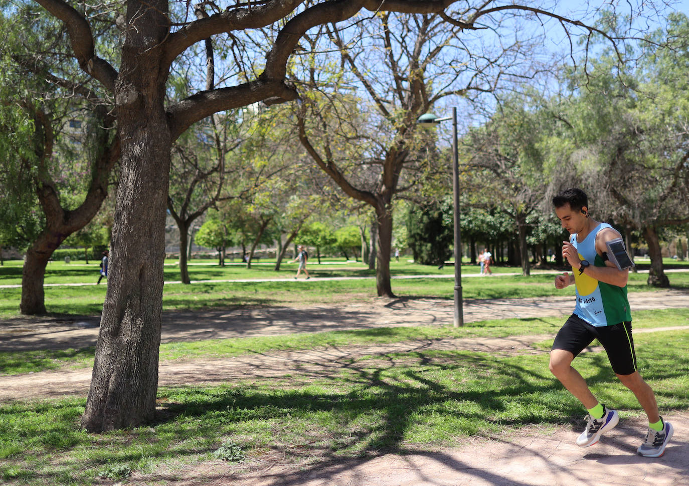 Fotos: Las tribus del Jardín del Turia de Valencia