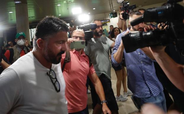 Galería. La llegada de Gattuso, en imágenes.