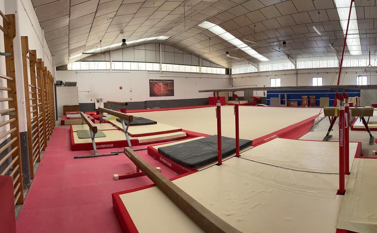 Parte de las instalaciones donde los gimnastas alcoyanos realizan actualmente sus entrenamientos.  