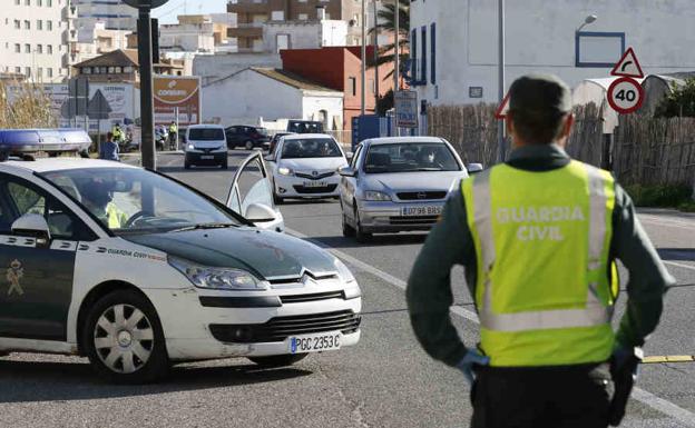 Revolución de normas en la DGT: Un nuevo carné de conducir y los otros ocho cambios para la futura Estrategia de Seguridad Vial