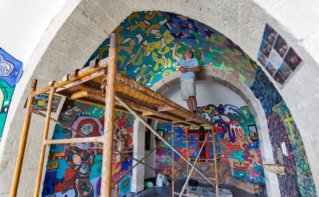 Cees retomó su obra desautorizada el pasado lunes. 