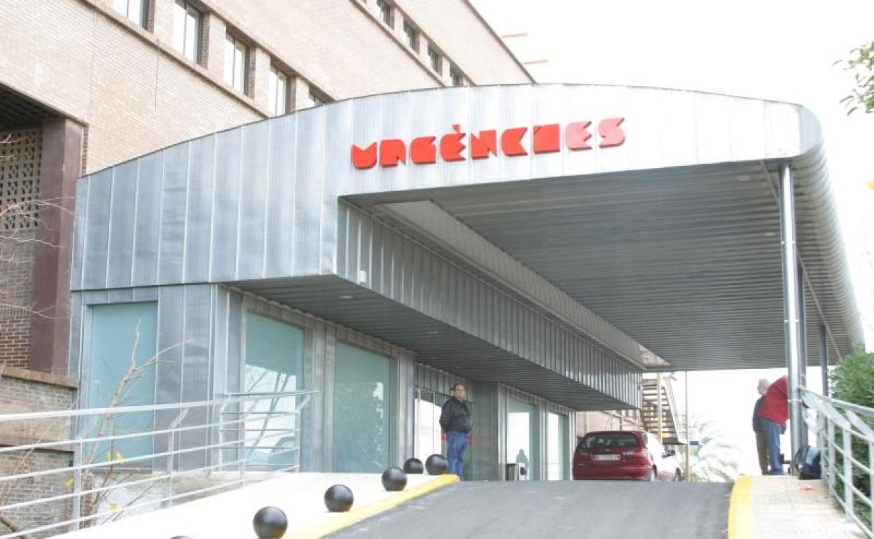 El niño ha sido trasladado al Hospital Lluís Alcanyís de Xàtiva. 