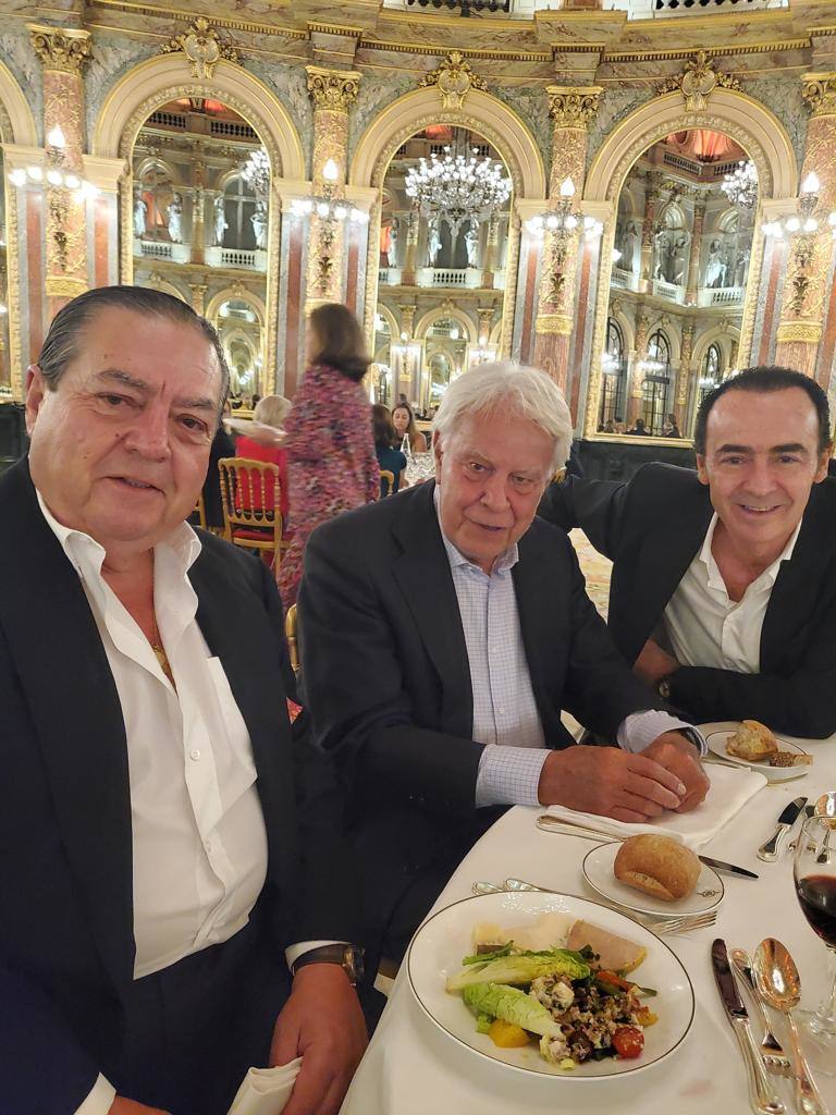 Vicente Boluda, Felipe González y José Manuel Pérez Manglano.